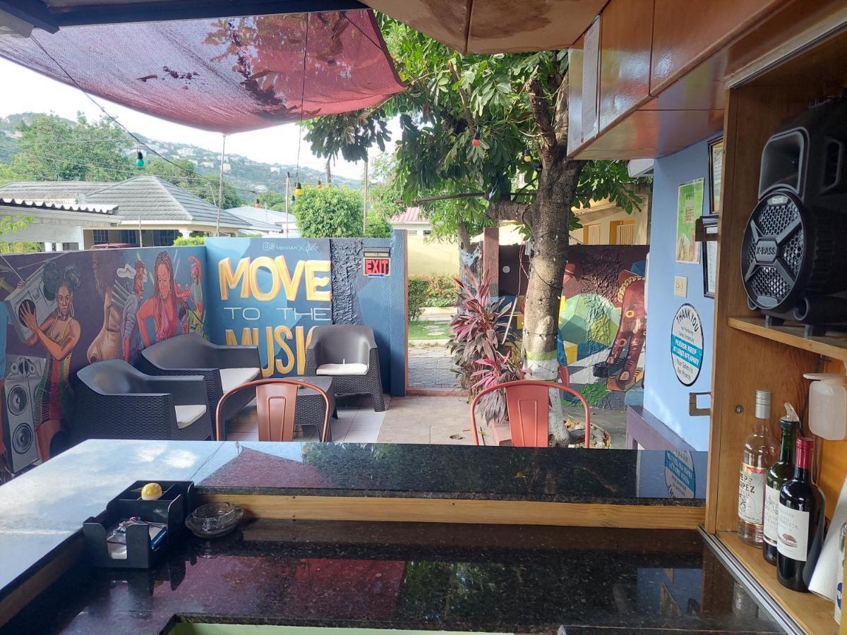 Dancehall Hostel Kingston Esterno foto