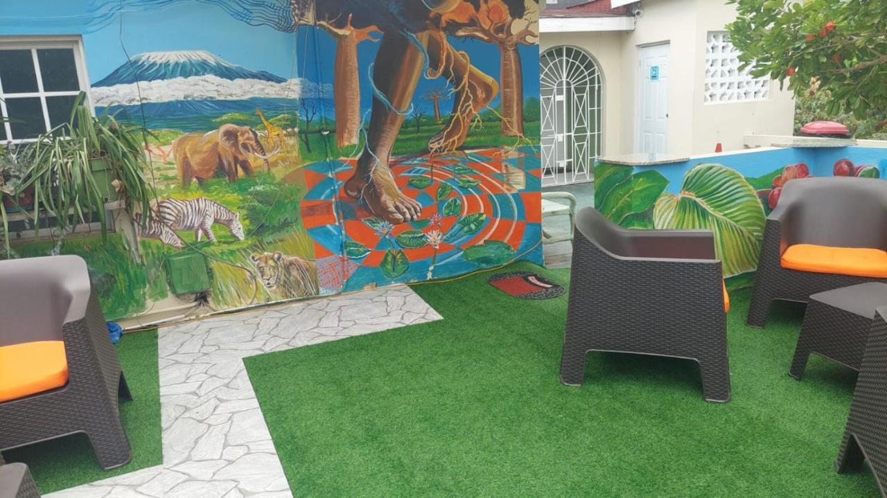 Dancehall Hostel Kingston Esterno foto
